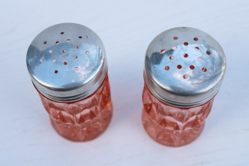 photo of Windsor diamond pattern vintage pink depression glass salt & pepper shakers, 1930s Jeannette glass #3