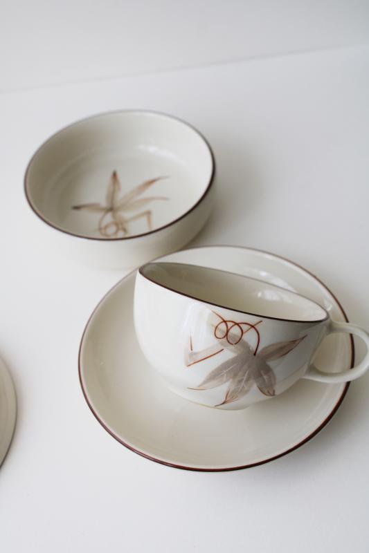 photo of Winfield Ware passion flower pottery dishes, mid-century mod vintage breakfast set #5