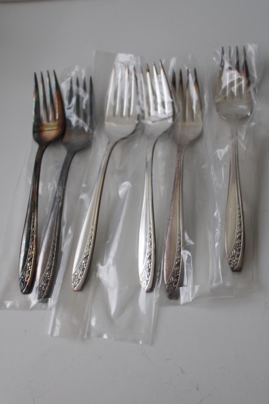 photo of Wm Rogers International silver plate flatware 1950s vintage mint in box set Queen Mary Starlight #8