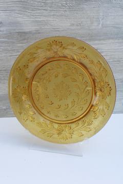 catalog photo of Woodbury daisy floral pattern Imperial glass amber depression glass plate