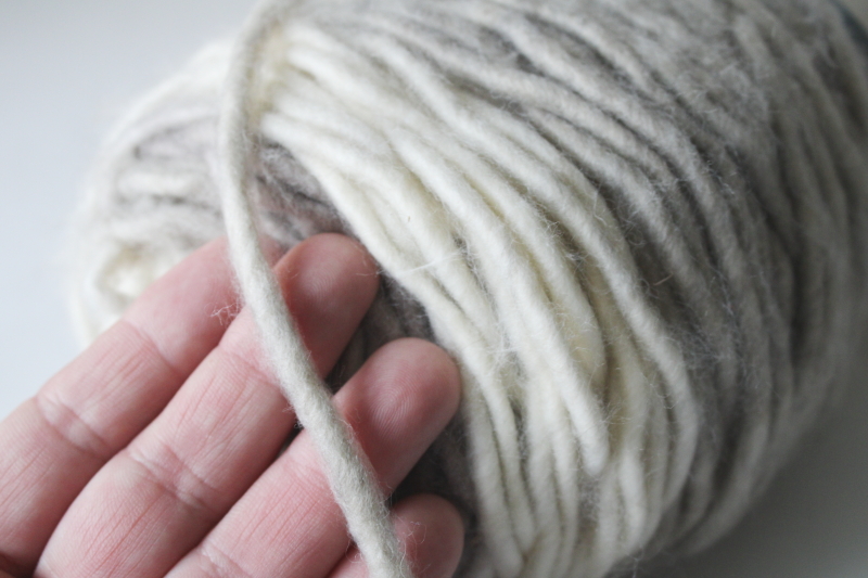 photo of Yarn Bee Turin acrylic blend yarn, sandstone color bulky chunky homespun roving texture #3