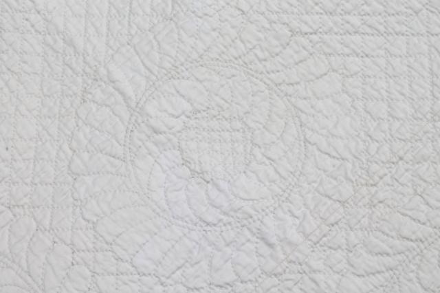 photo of all white wholecloth quilt, vintage quilted cotton bedspread bed cover #8