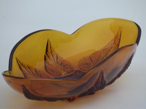 photo of amber glass celery tray, Anchor Hocking renaissance beaded  leaf pattern  #2