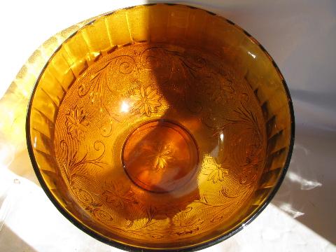 photo of amber glass sandwich pattern punch bowl, vintage Indiana glass / Tiara #2