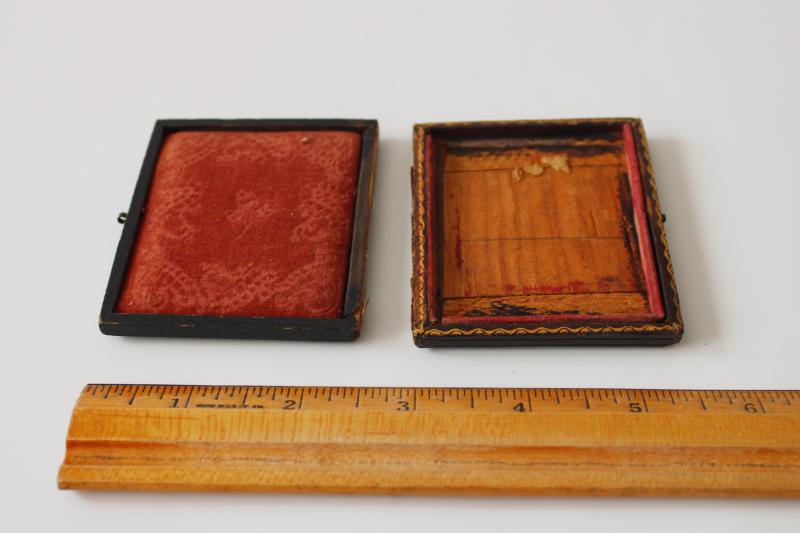 photo of antique 1800s photo case for daguerreotype or ambrotype early portrait photography #1