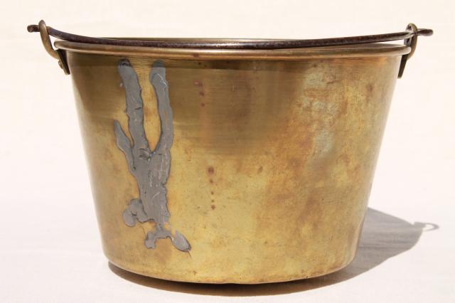 photo of antique 1800s vintage Hayden's Waterbury brass bucket, cooking pot kettle w/ bail handle #9