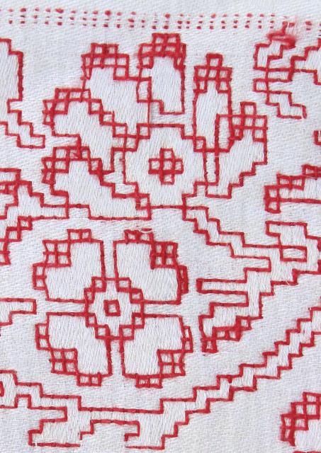 photo of antique 1800s vintage cotton damask tablecloth, redwork embroidery border #4