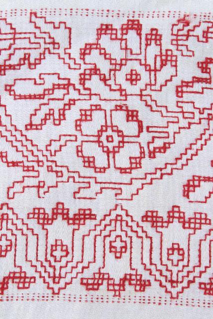 photo of antique 1800s vintage cotton damask tablecloth, redwork embroidery border #9