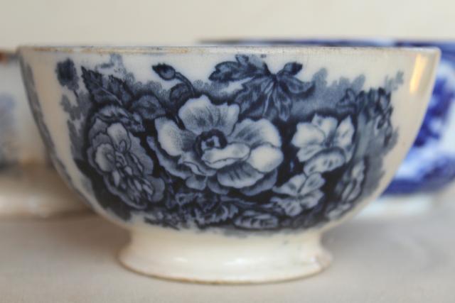 photo of antique 1840s 1850s blue & white china bowls, footed bowl cafe au lait shape #15