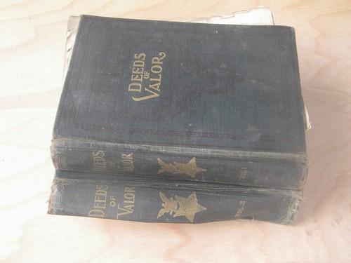 photo of antique 1901 illustrated Deeds of Valor, Civil/Indian war stories #2