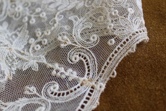 photo of antique 19th century vintage french alencon lace, WIDE needle lace bertha collar w/ bobbles #12