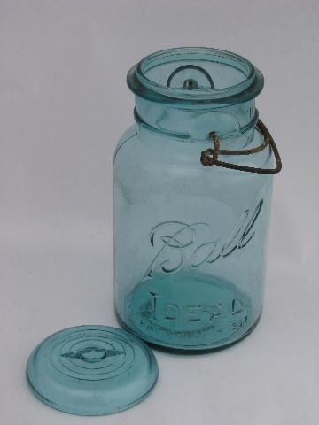 photo of antique Ball Ideal mason canning jars lot, glass lightning lids w/ wire bails #2