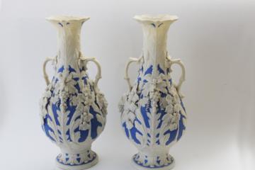 catalog photo of antique Bennington parian ware porcelain vases, large blue & white urns w/ molded grapes