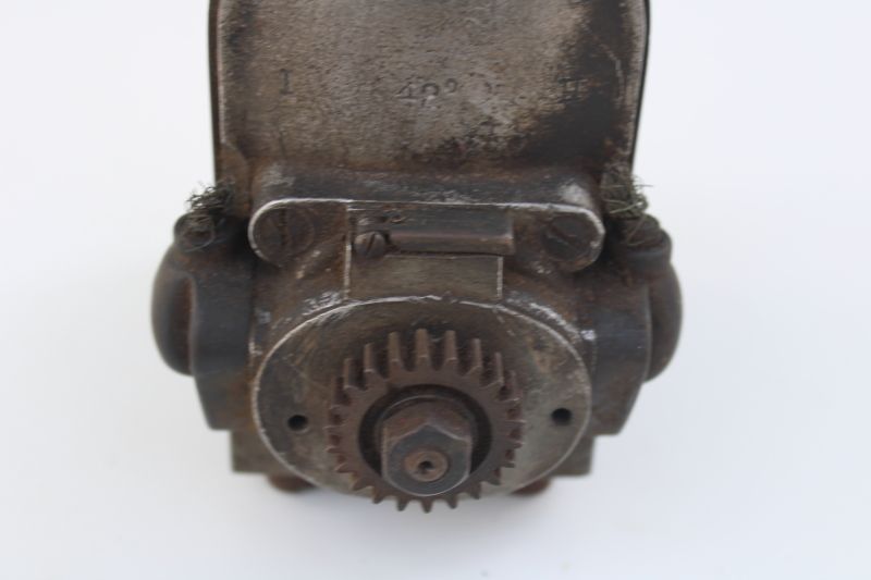 photo of antique Bosch Type ZEV magneto, vintage motorcycle parts Harley Davidson?  #2