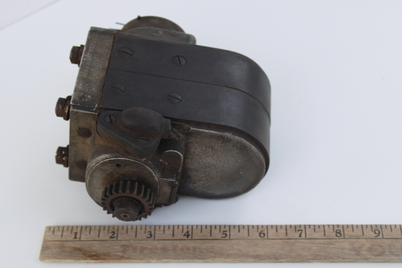 photo of antique Bosch Type ZEV magneto, vintage motorcycle parts Harley Davidson?  #8
