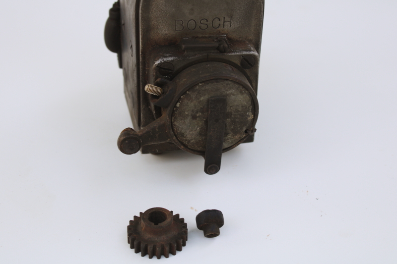 photo of antique Bosch Type ZEV magneto, vintage motorcycle parts Harley Davidson?  #13