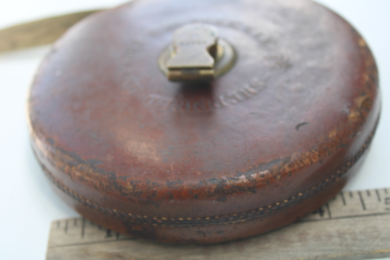 photo of antique Chesterman 100 foot cloth tape measure in leather case, brass hand crank winding reel #5