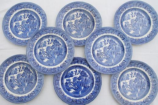 photo of antique English Staffordshire china, blue willow pattern dinner plates set of 8 #4