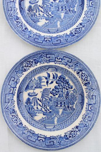 photo of antique English Staffordshire china, blue willow pattern dinner plates set of 8 #6