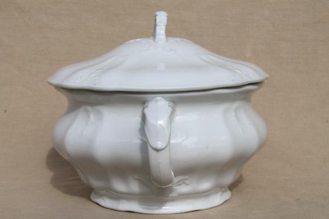 photo of antique English ironstone china chamber pot & cover in mint condition, snowy white #3