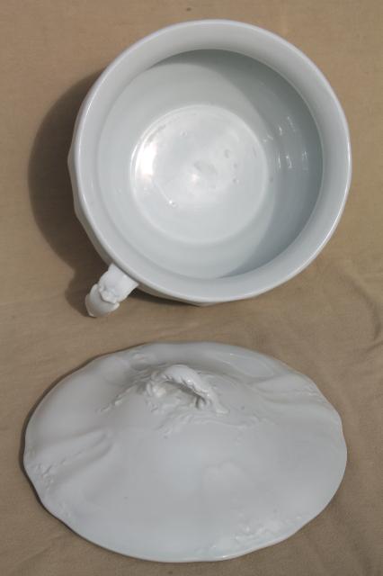 photo of antique English ironstone china chamber pot & cover in mint condition, snowy white #6