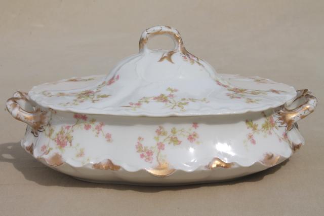 photo of antique Haviland Limoges china serving pieces, tureen, covered bowl, platter etc. #17