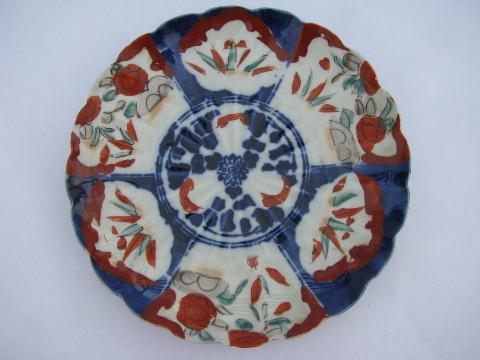 photo of antique Imari pattern red & blue handpainted porcelain plate, unmarked #1