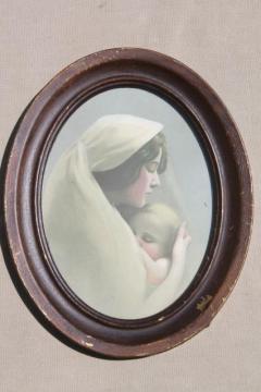 catalog photo of antique Madonna, mother & child baby infant print in old oval frame vintage 1900