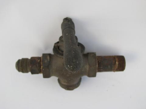 photo of antique PUB Co red brass turncock brewing valve for homebrew beer or wine #2