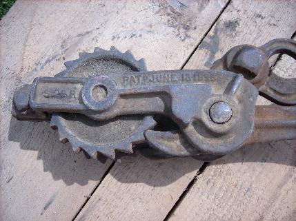 photo of antique Pace woven / barbed wire ratchet fence stretcher, w/ 1895 patent date #4