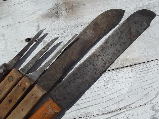 photo of antique Russell Green River butcher knives, carbon steel blades for rendzevous #3