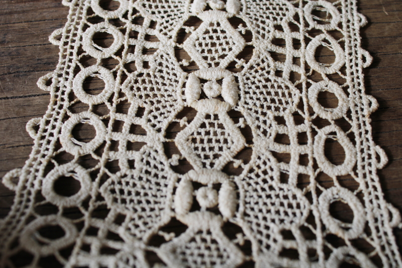 photo of antique Victorian era cotton lace trim or insertion, turn of the century vintage chemical lace #4