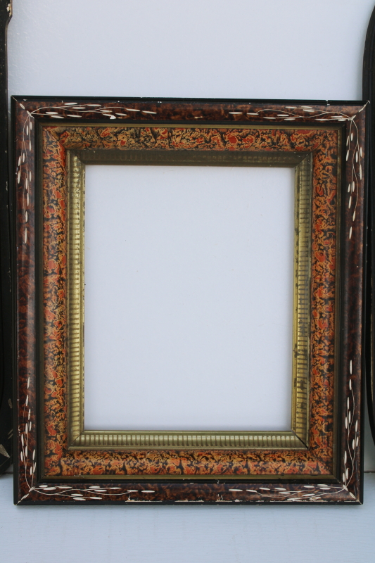 photo of antique Victorian picture or mirror frames, shabby ornate moody dark gothic decor 1800s vintage #9