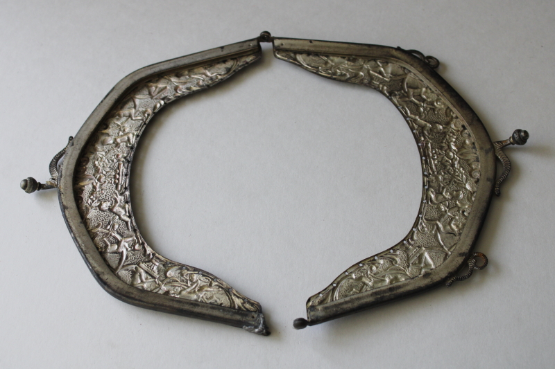 photo of antique Victorian purse frame, ornate embossed nickel silver metal w/ cherubs, needs repair #4