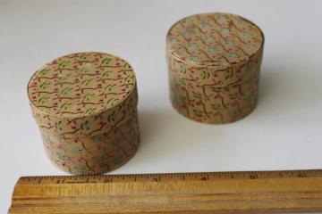 photo of antique Victorian wallpaper band boxes, miniature doll size boxes for jewelry, trinket box