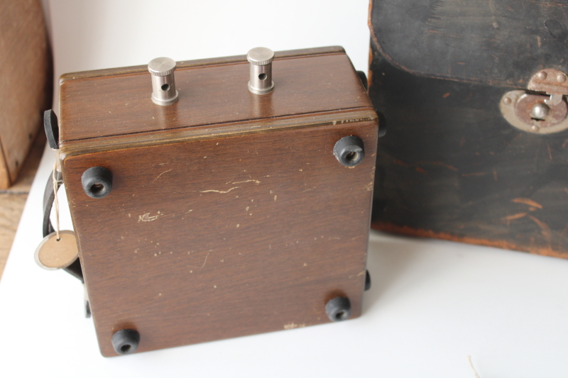 photo of antique Weston Electrical ammeter, large gauge in wood housing w/ 1898 patent date, original leather case  #10