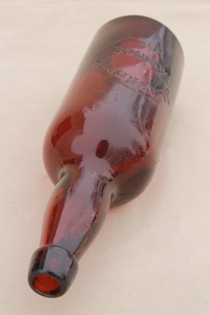 photo of antique amber brown glass beer bottle embossed Jacob Hefty Monroe Wisconsin brewery #3