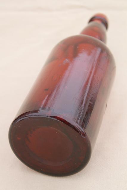 photo of antique amber brown glass beer bottle embossed Jacob Hefty Monroe Wisconsin brewery #4