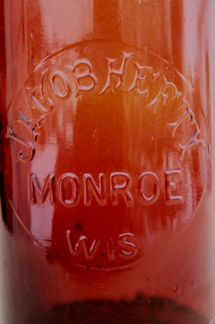 photo of antique amber brown glass beer bottle embossed Jacob Hefty Monroe Wisconsin brewery #5