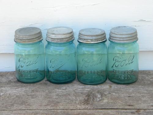 photo of antique aqua blue Ball Perfect Mason 1 pint fruit jars w/lids, lot of 4 #1