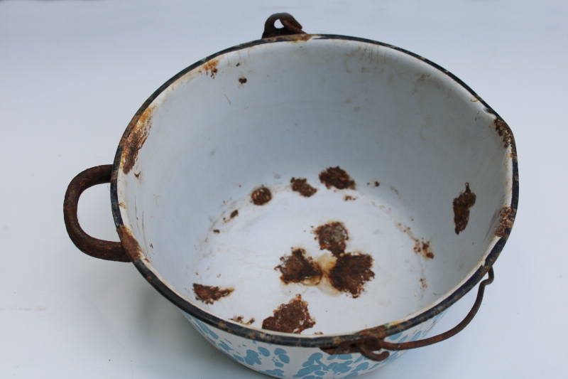 photo of antique blue & white splatterware enamel ware kettle pot w/ wire bail handle, primitive bucket  #2
