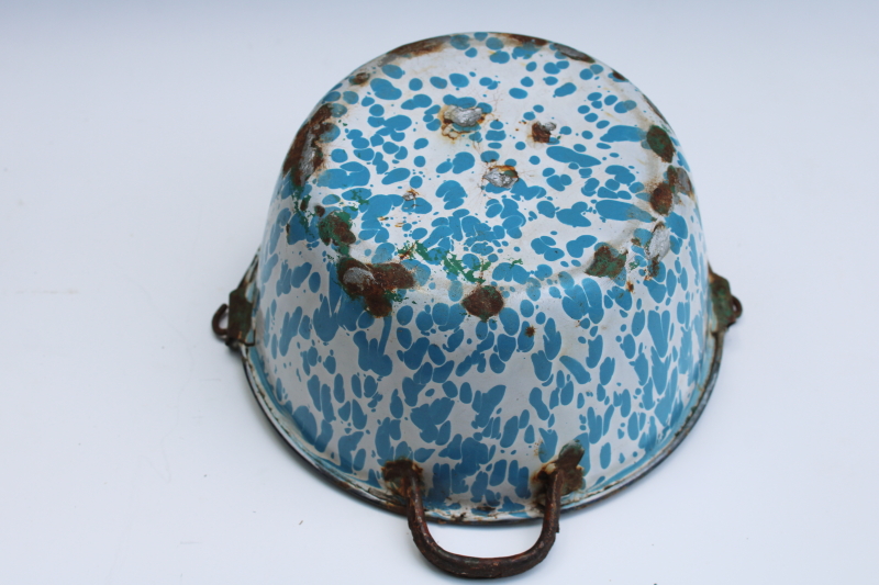 photo of antique blue & white splatterware enamel ware kettle pot w/ wire bail handle, primitive bucket  #4