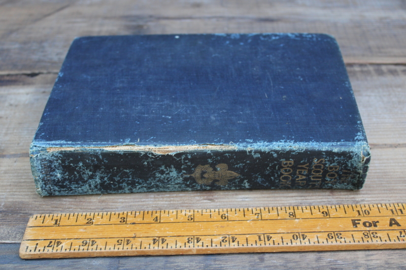 photo of antique book The Boy Scout's Year Book 1916, vintage uniform cover art, scout knowledge & creed #3