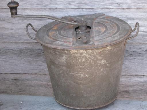 photo of antique bread maker, hand crank dough rising bucket, 1905 Universal #4 #1