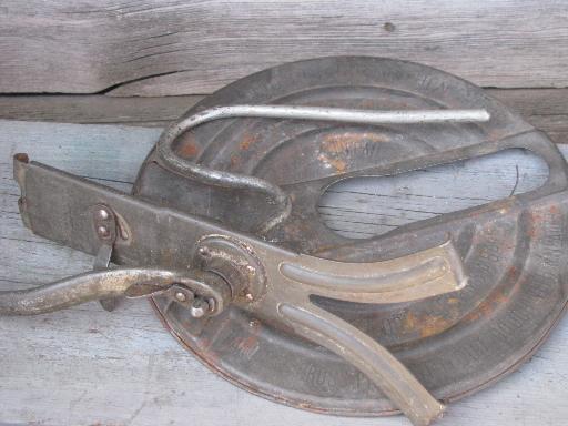 photo of antique bread maker, hand crank dough rising bucket, 1905 Universal #4 #5