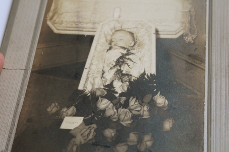 photo of antique cabinet card photo, baby in casket w/ flowers, vintage post mortem photo #2