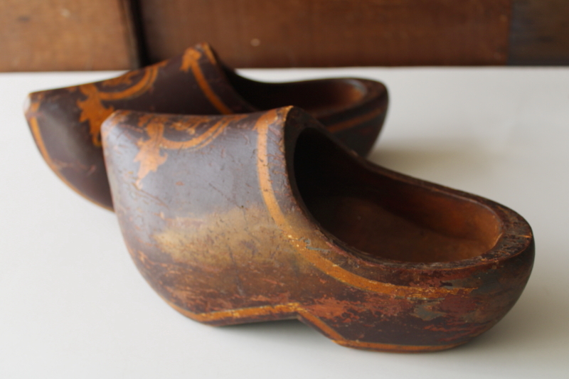 photo of antique carved wood clogs, 1800s vintage old world primitives w/ beautiful original paint #2