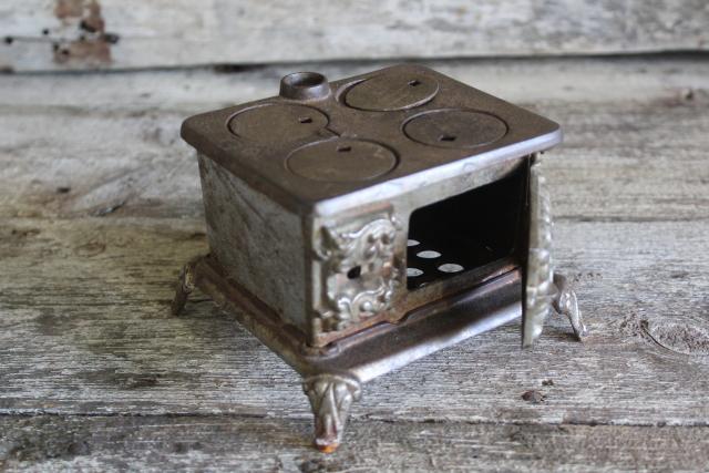 photo of antique cast iron toy stove Ark wood stove, Arcade novelty or saleman's sample #2