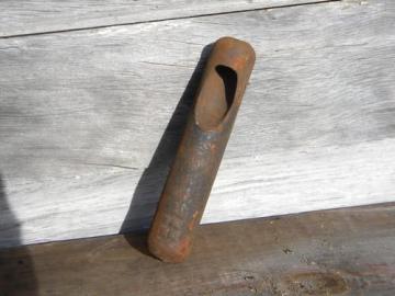 catalog photo of antique cast iron window sash weight for garden or farm yard gate #3