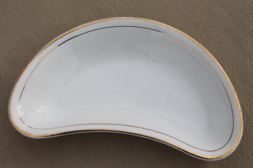 photo of antique crescent salad plates or bone dishes, 1920s vintage gold band white china set #4